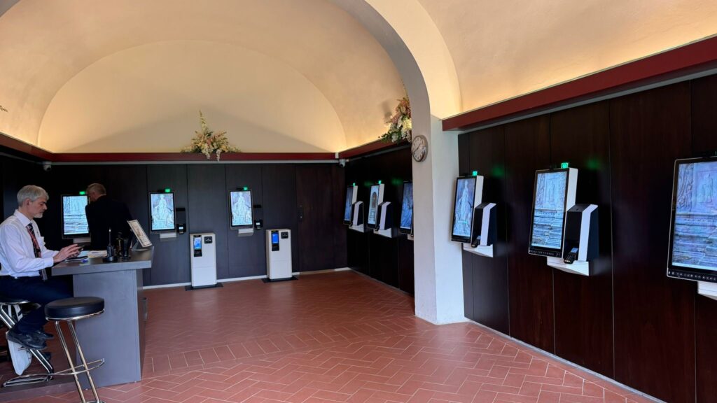 Cashmatic la Pisa: casa automată care îmbină inovația, accesibilitatea și respectul pentru patrimoniul istoric
